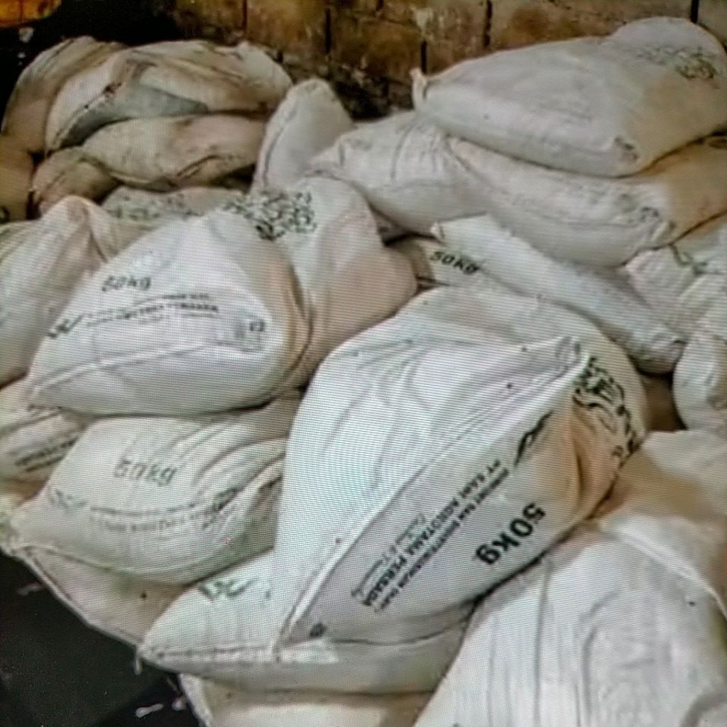 Ampas tahu kering/basah 1 karung 5kg untuk pakan ternak