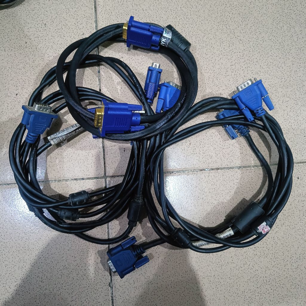 Kabel VGA monitor