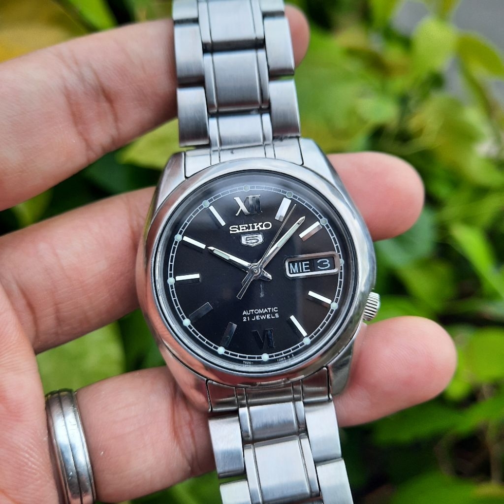 Seiko 5 Automatic SNKL55K1 Black Hitam Sunbrust Dial SNKL55 7S26-01V0 Not SNXS79K1 SNXS79