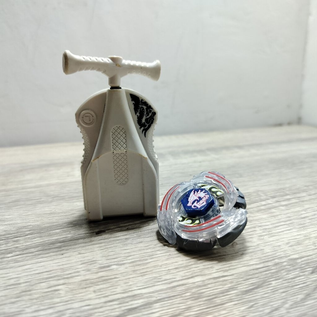 beyblade L-drago takara tomy