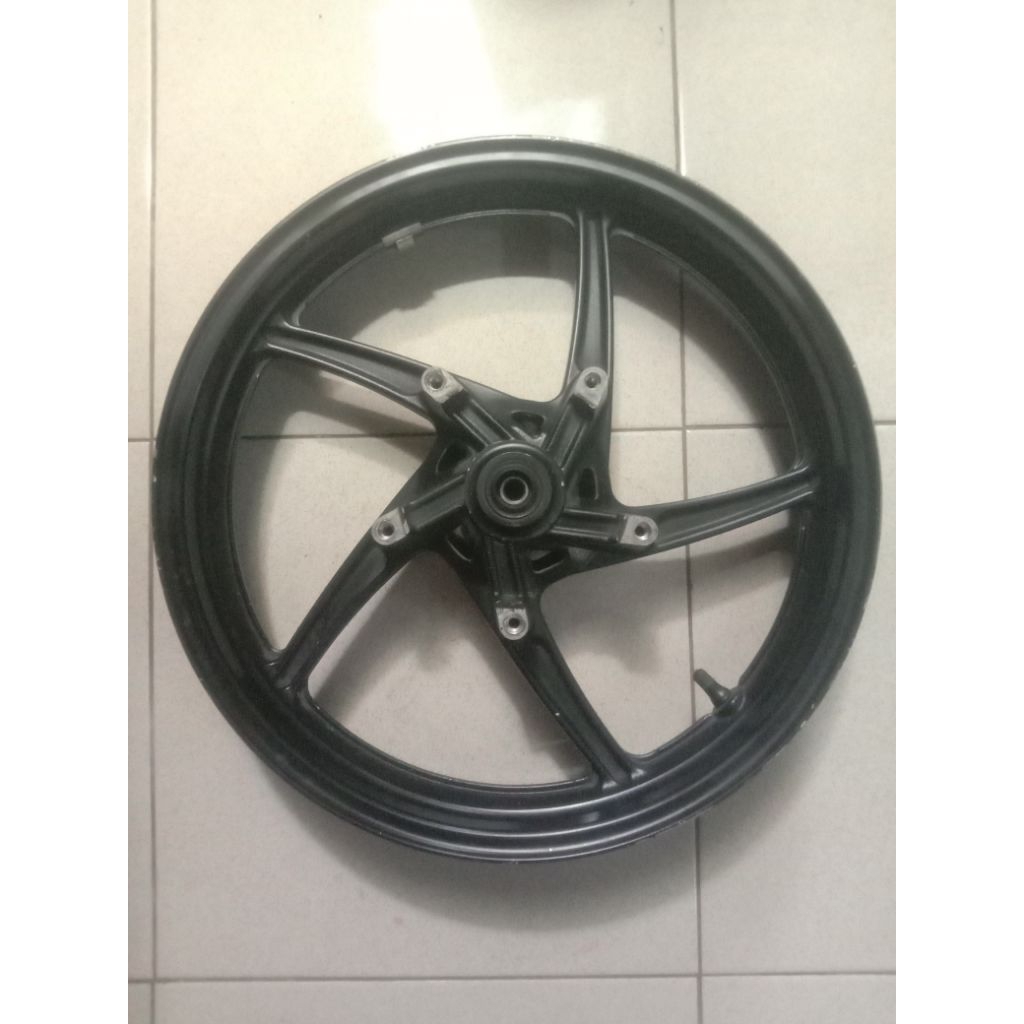 Velg depan CBR 150 Original