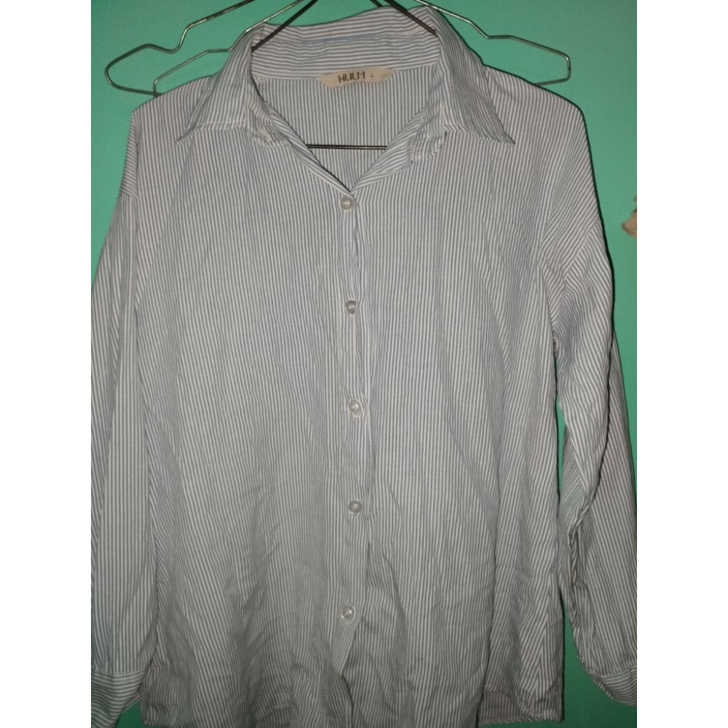 kemeja garis garis biru