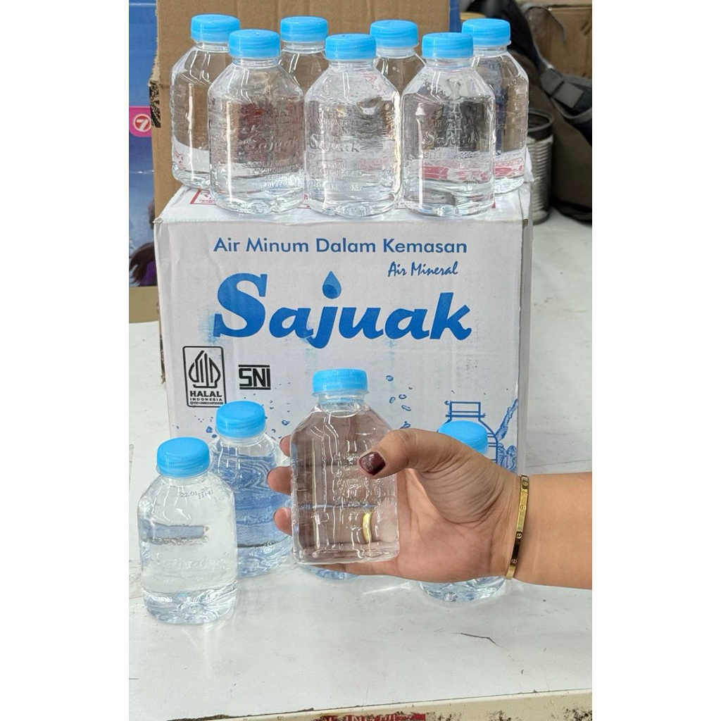 Sajuak Air Mineral Bocil(botol kecil) isi 24 Botol Per Karton