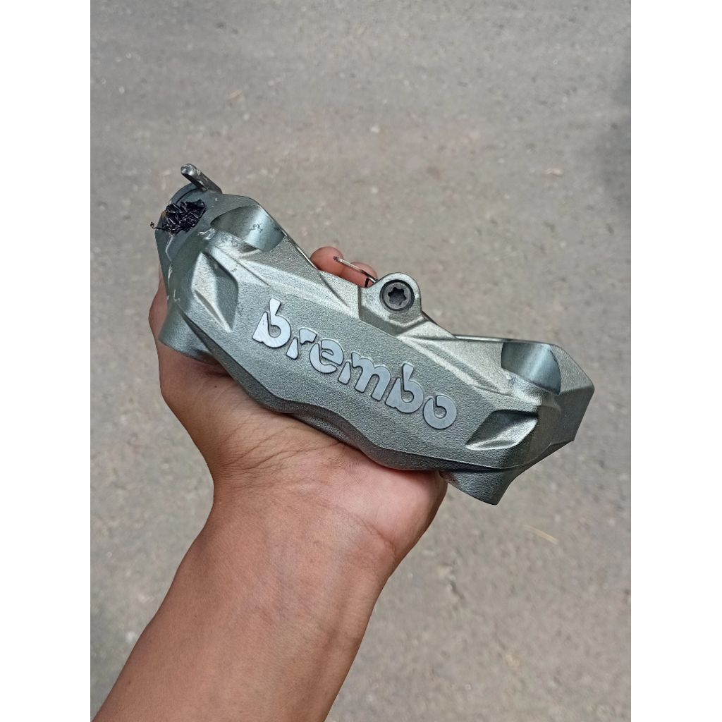Kaliper Brembo M432 KIRI