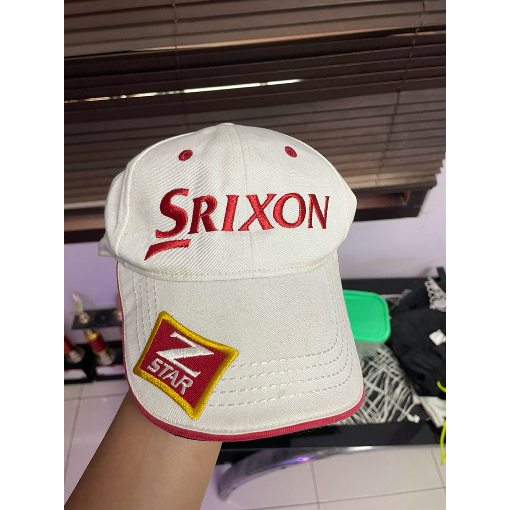 Topi Golf Srixon