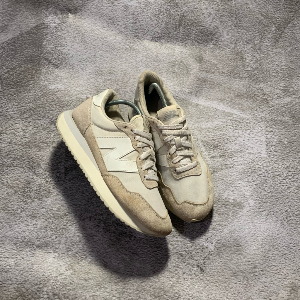 New Balance 237 Color Grey