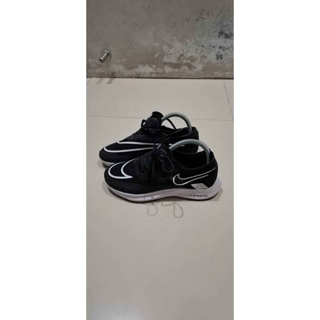 NIKE ZOOM X STREAKFLY BLACK-WHITE