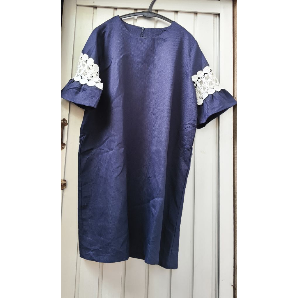 Preloved dress navy lengan brukat prada