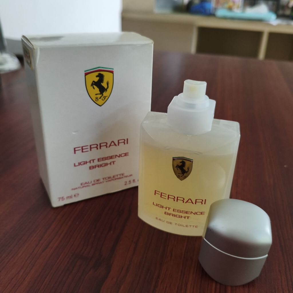 PRELOVED Parfum Scuderia Ferrari Light Essence Bright EDT, 75ml