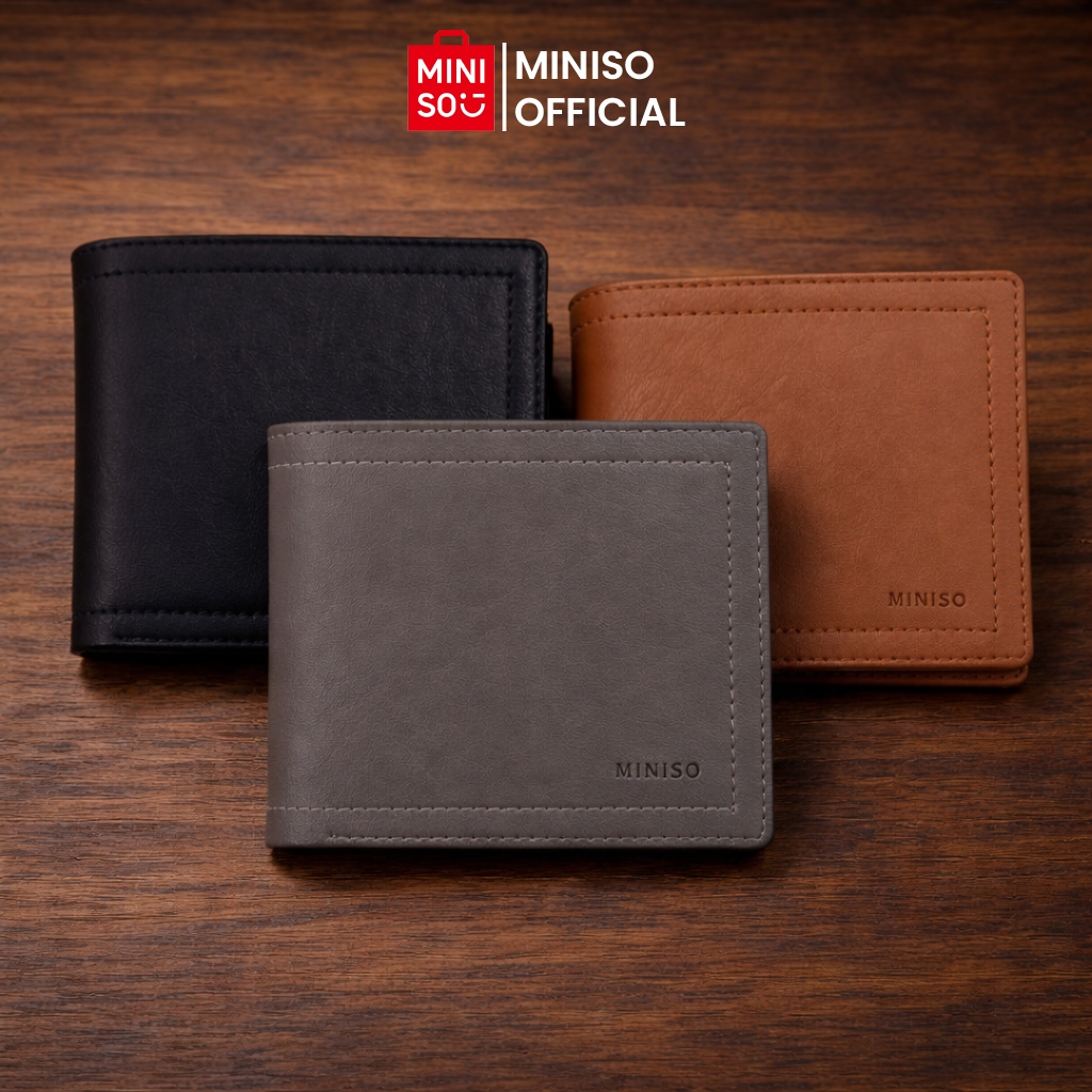 Miniso Dompet Pria Men’s Wallet Horizonta Kulit PU 8 Card Slots dan 1 Banknote Slot Lembut Saat Dise