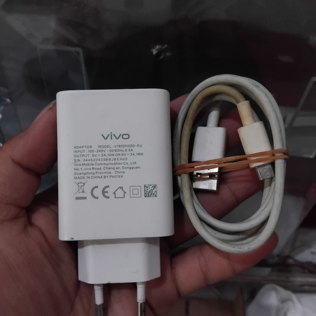 Charger Vivo 18W bekas copotan kabel Micro usb
