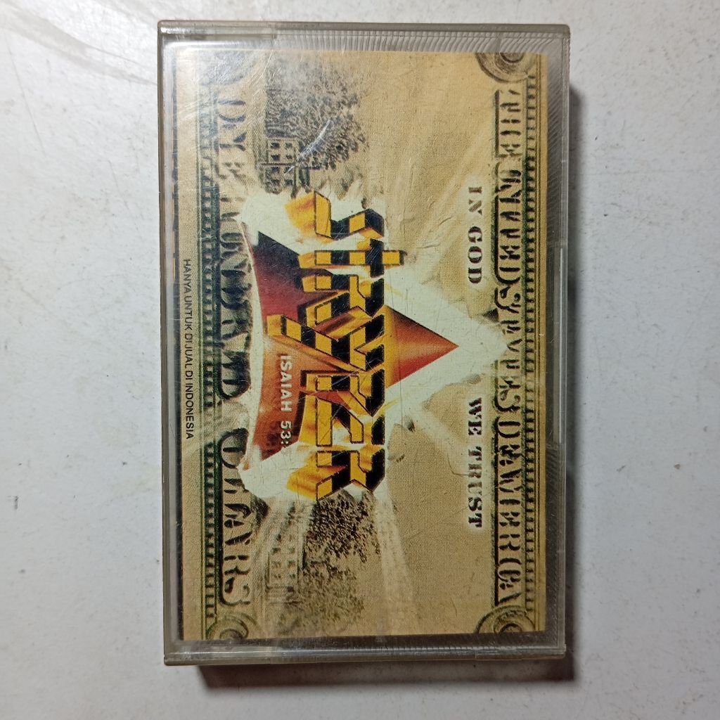 Kaset Stryper - In God We Trust