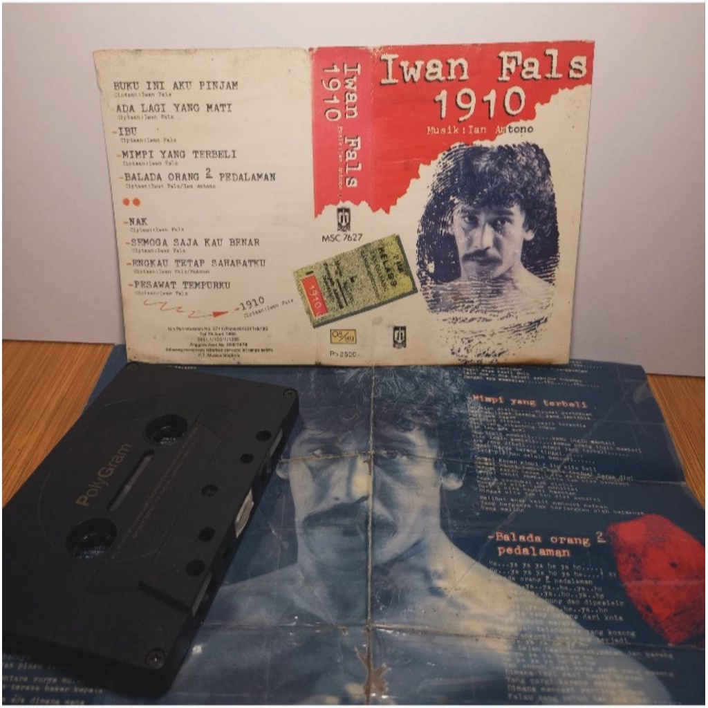 Kaset iwan Fals - 1910