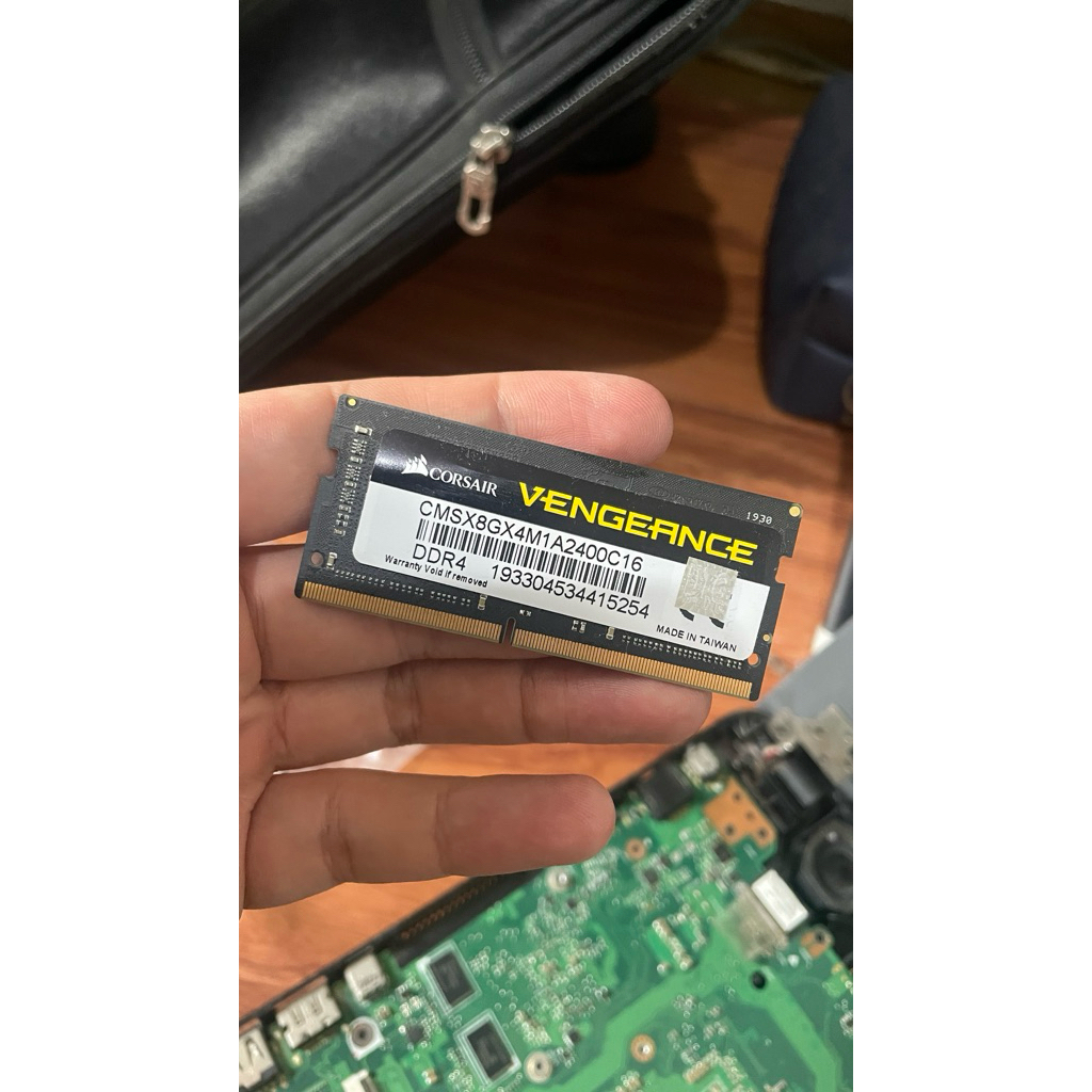Ram laptop corsair vengeance ddr4 8gb