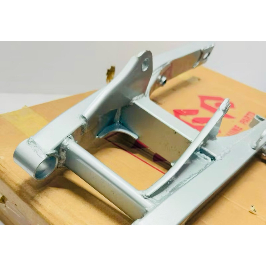 Swing Arm TS125 Swing Arem Fork Lengan Ayun Garpu Belakang Suzuki TS125 TS 125 TS-125 ORI Original S