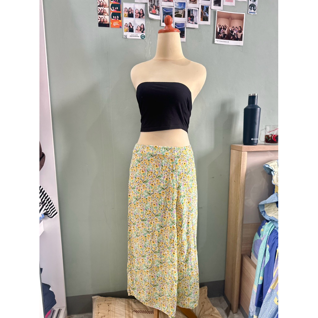 Rok Pantai Flower Hijau Kuning Bunga Wanita
