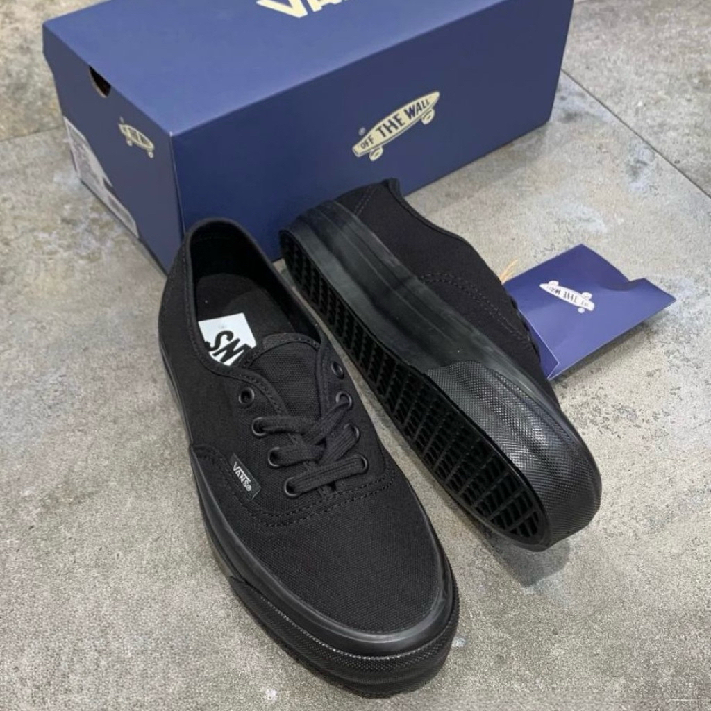AUTHENTIC 44 REISSUE LX PRM BLACK BLACK
