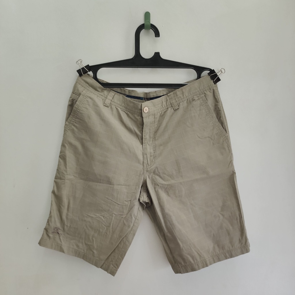 Celana Pendek Pria Burberry London Authentic Micro-Check Khaki Size 36 - Koleksi Pribadi (AVPCS015)