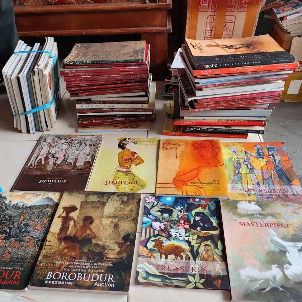 Buku Katalog Pameran Lukisan / Modern Art / Fine art auction