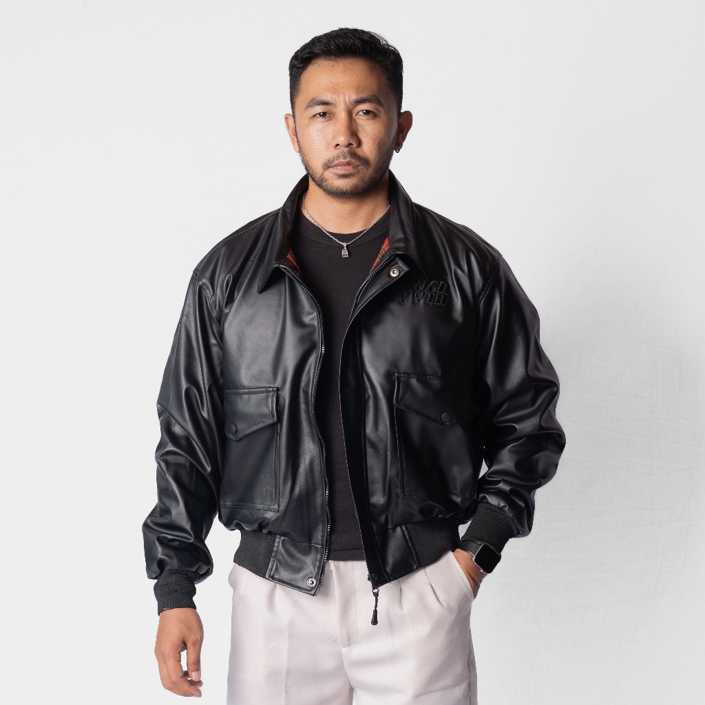 ByYth Prayit Work Jacket Jaket Workwear Boxy Fit Hitam Furing Tartan 3 Kantong PU Synthetic Leather