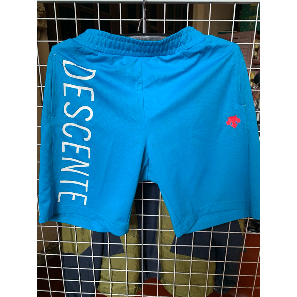 Celana Pendek Olahraga DESCENTE Athletic Blue Original Second - Size L