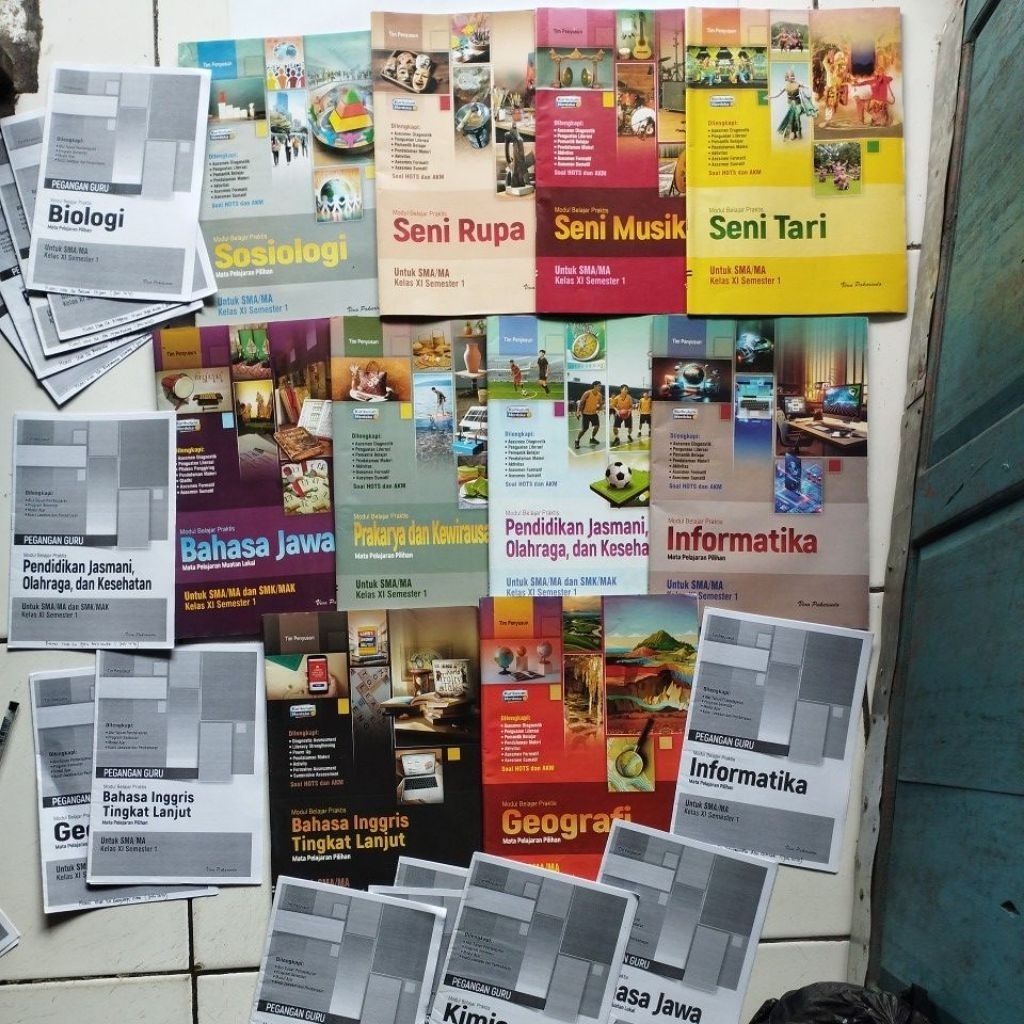 LKS KELAS 11 SEMESTER 1 + KUNCI (SEBAGIAN) VIVA PAKARINDO