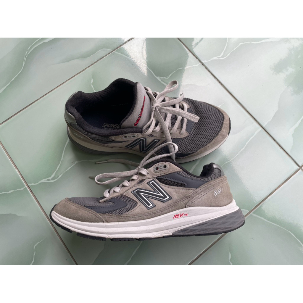 New Balance 880 Revlite 40.5 legit