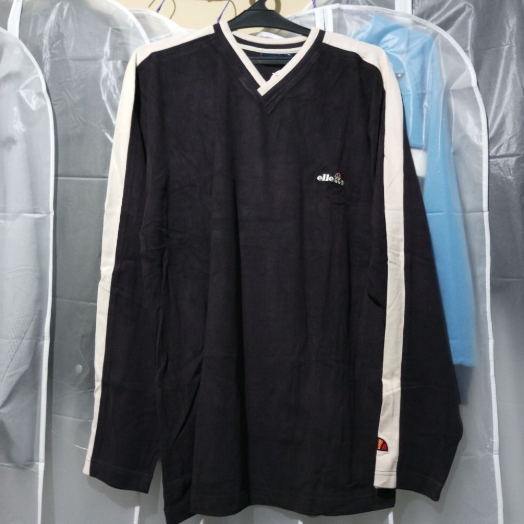 (NEW) Crewneck Original Ellesse Taped V neck Sweater Dark Brown