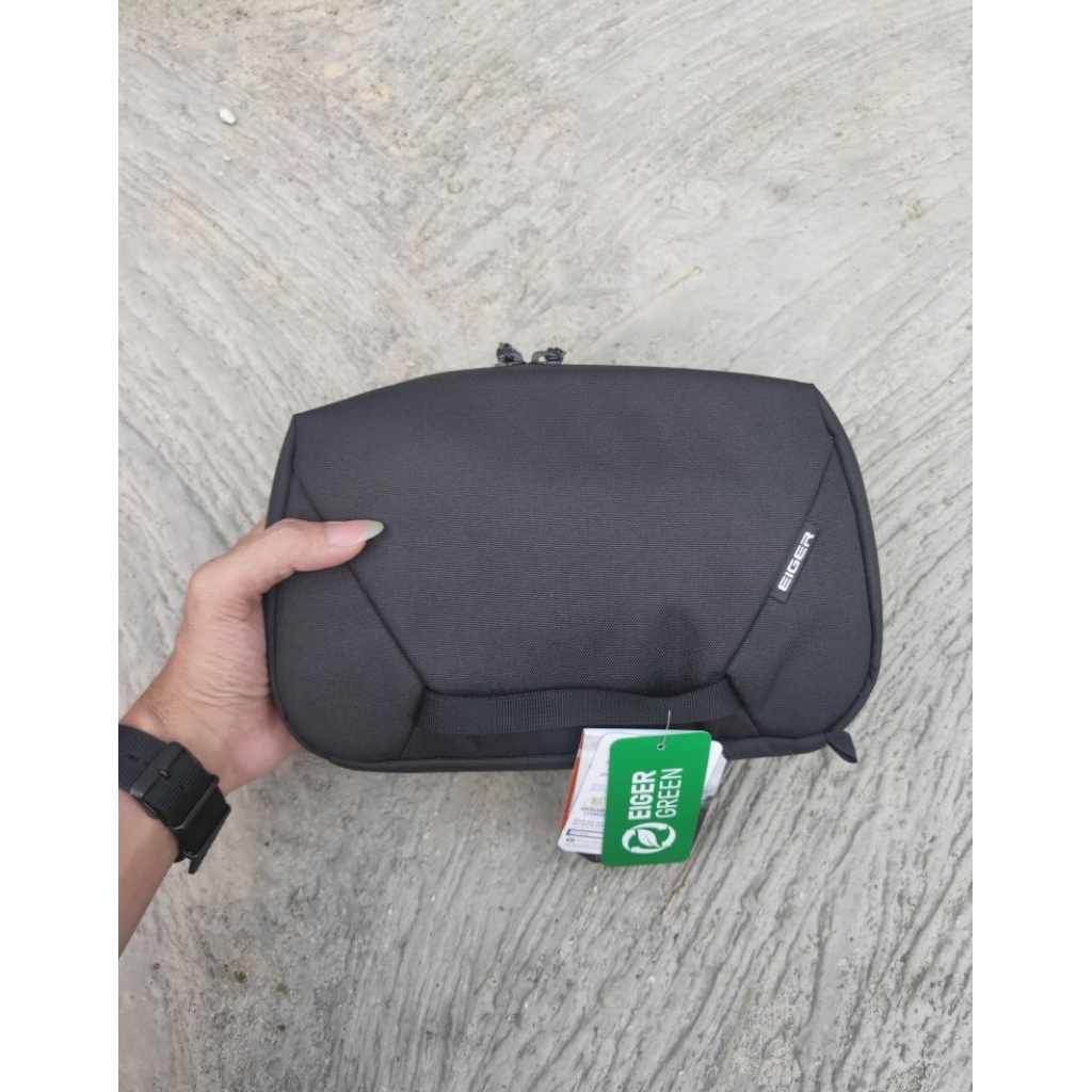 Eiger barrier doppkit handbag