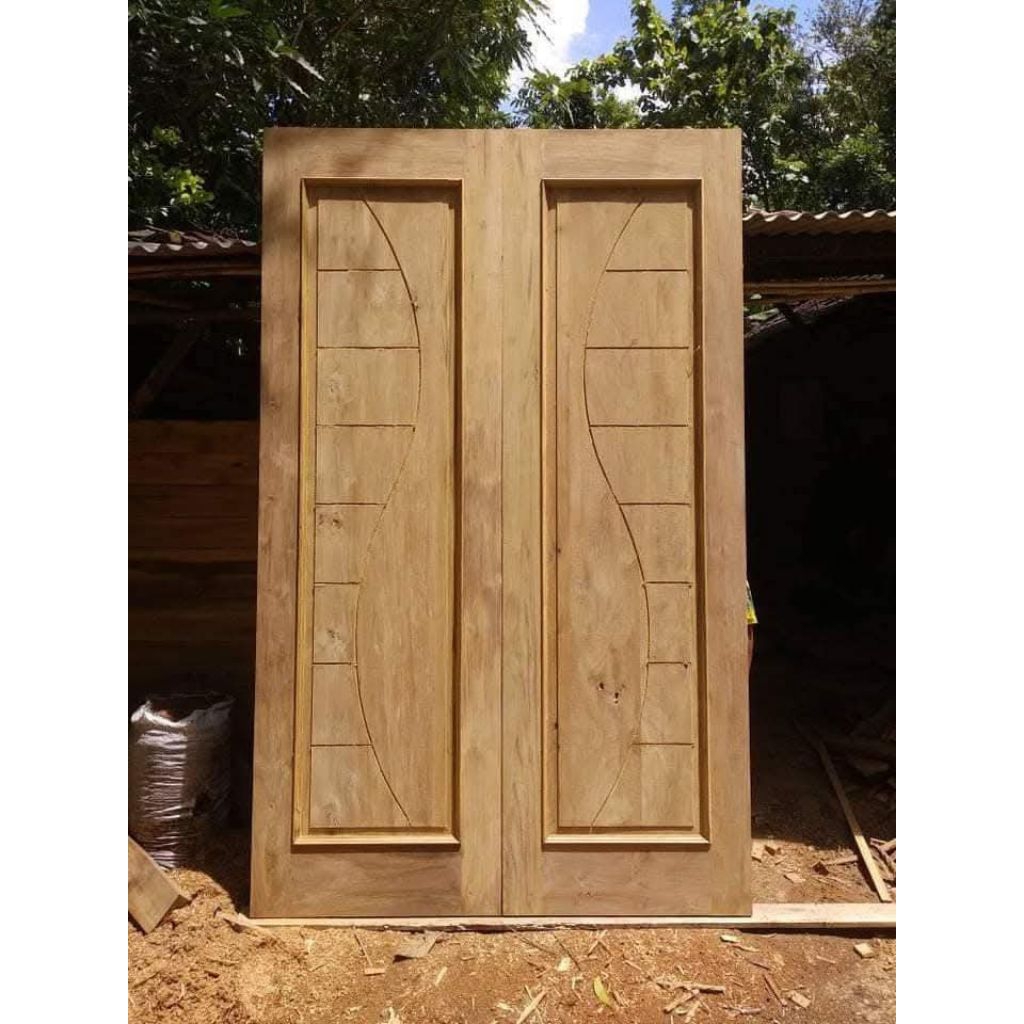 pintu kuputarung minimalis Lis timbul