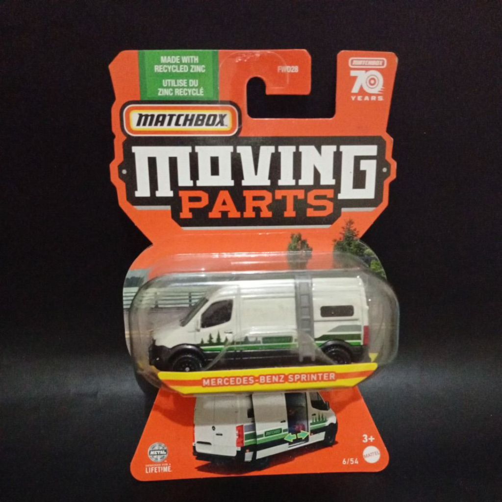 Matchbox moving parts Mercedes Benz Sprinter