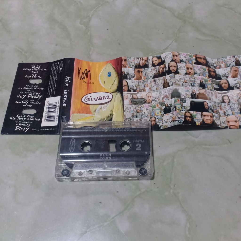 kaset pita KORN - Issues