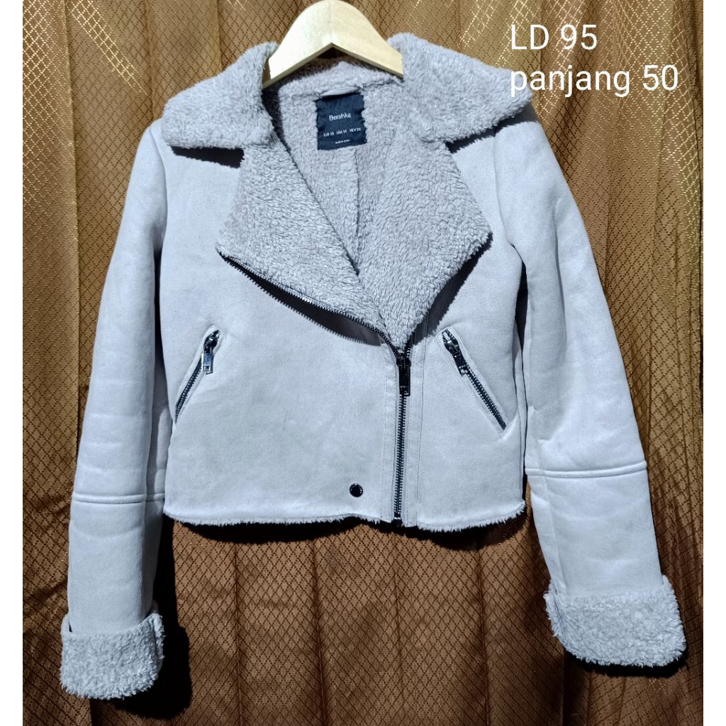 jaket kulit ramones jaket suede ramones suede leather crop coat jaket suede crop wanita coat suede v