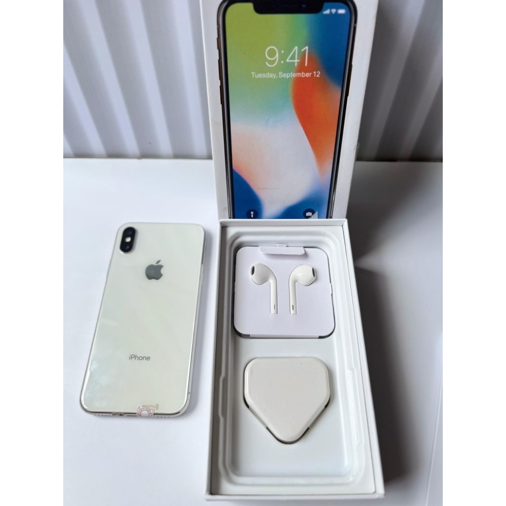 Apple Iphone X - 256 GB/64 GB Second Resmi iBox
