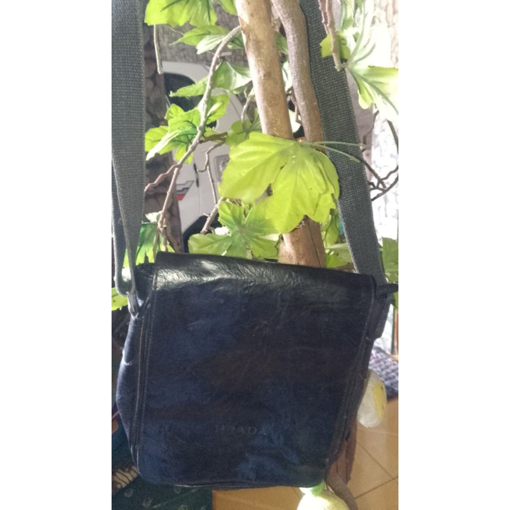 tas selempang kulit preloved second