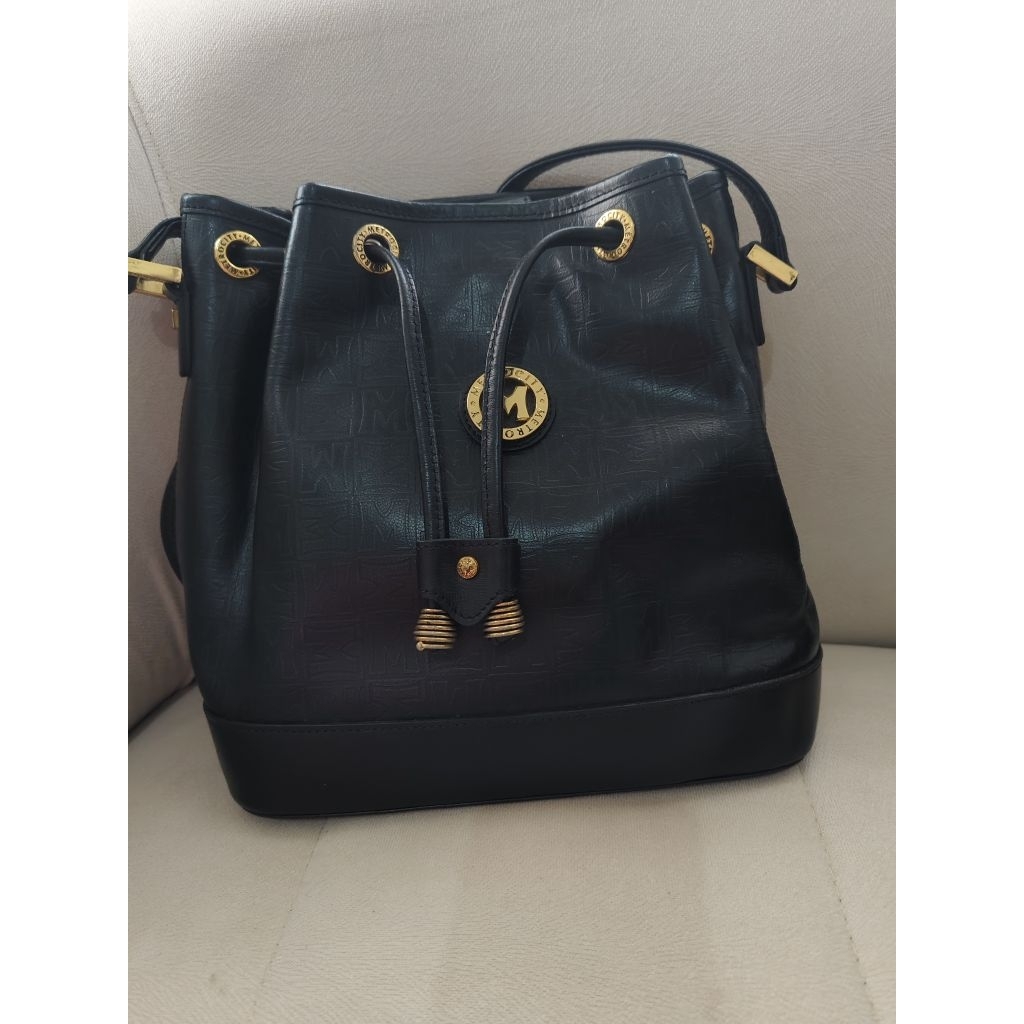 Tas metro city serut