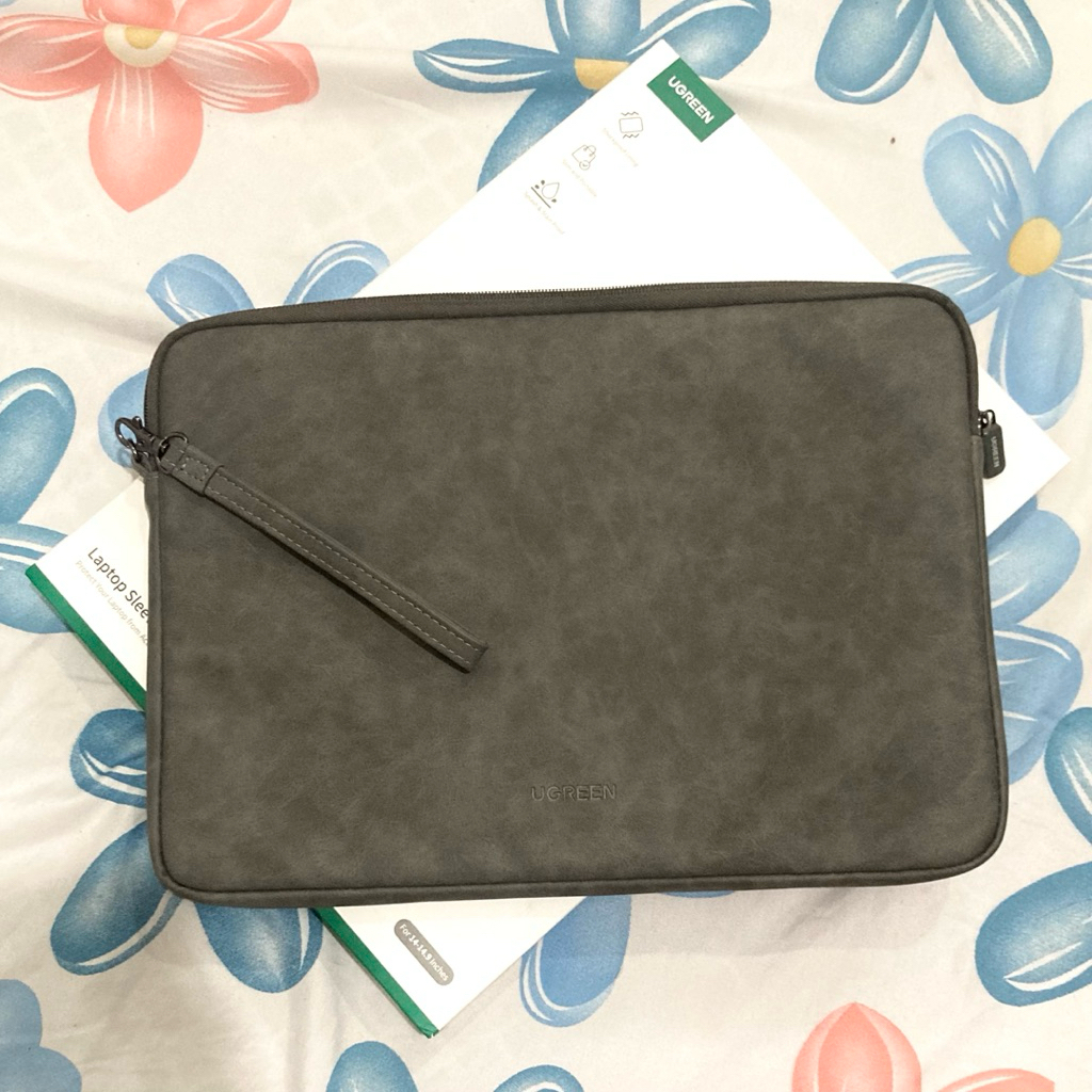 Preloved - Tas Laptop Ugreen