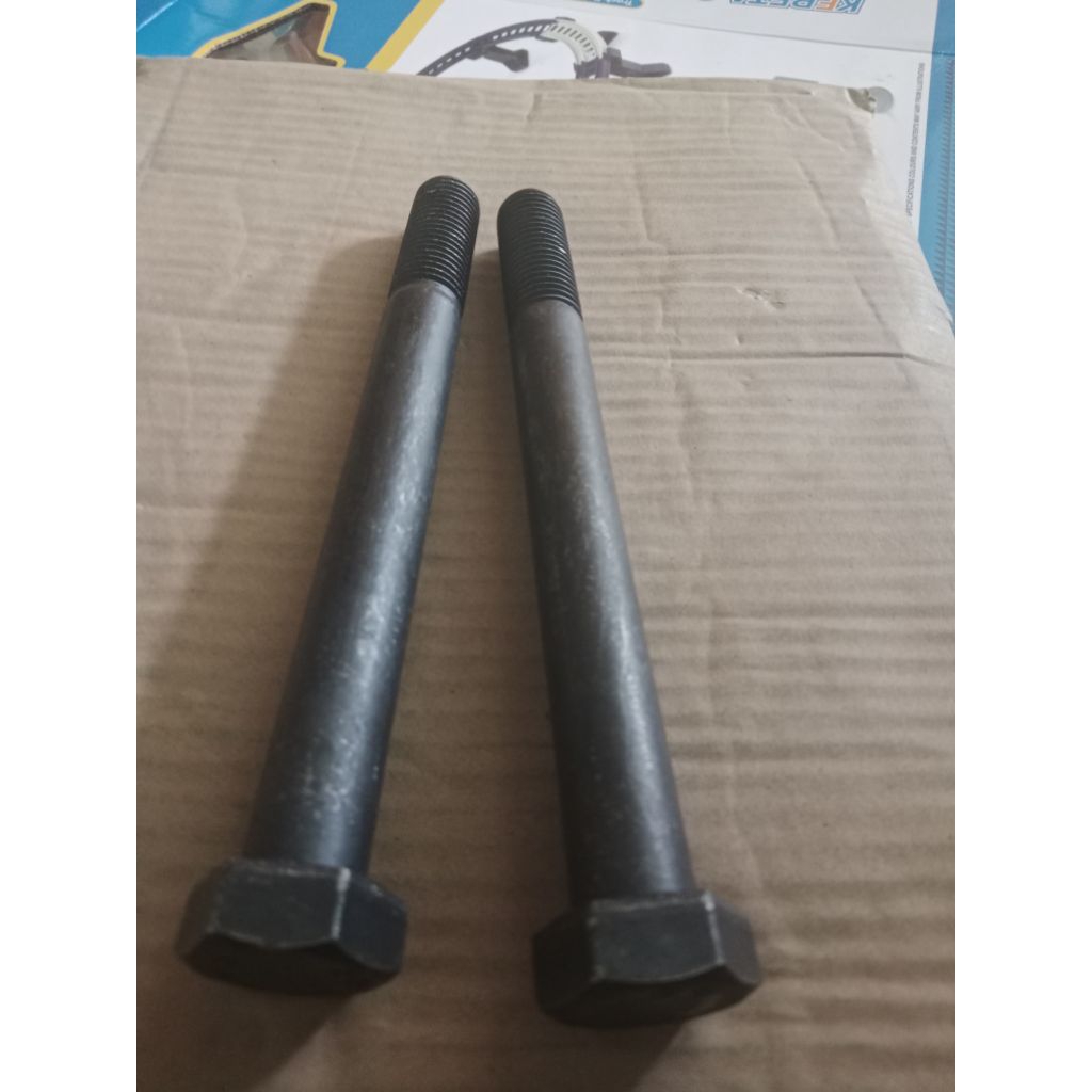 Baut mur baja m20x300 HTB grade 8.8 baut kepala kunci 30 panjang 30 cm half Drat