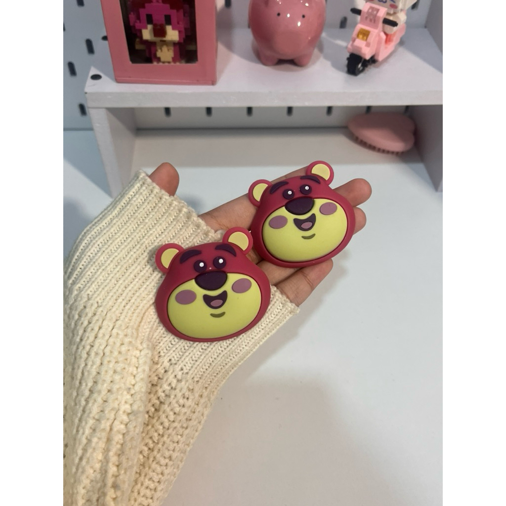 Preloved New Jibbitz Lotso 2 pcs