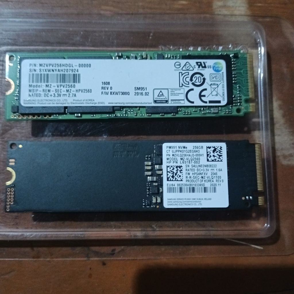 SSD M.2 NVME 256 GB Samsung copotan laptop
