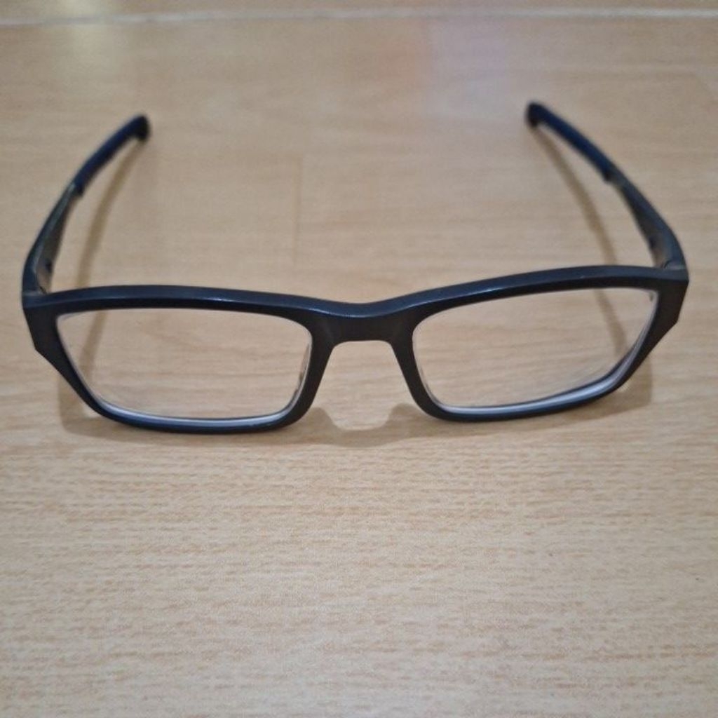 (PRELOVED) FRAME KACAMATA OAKLEY