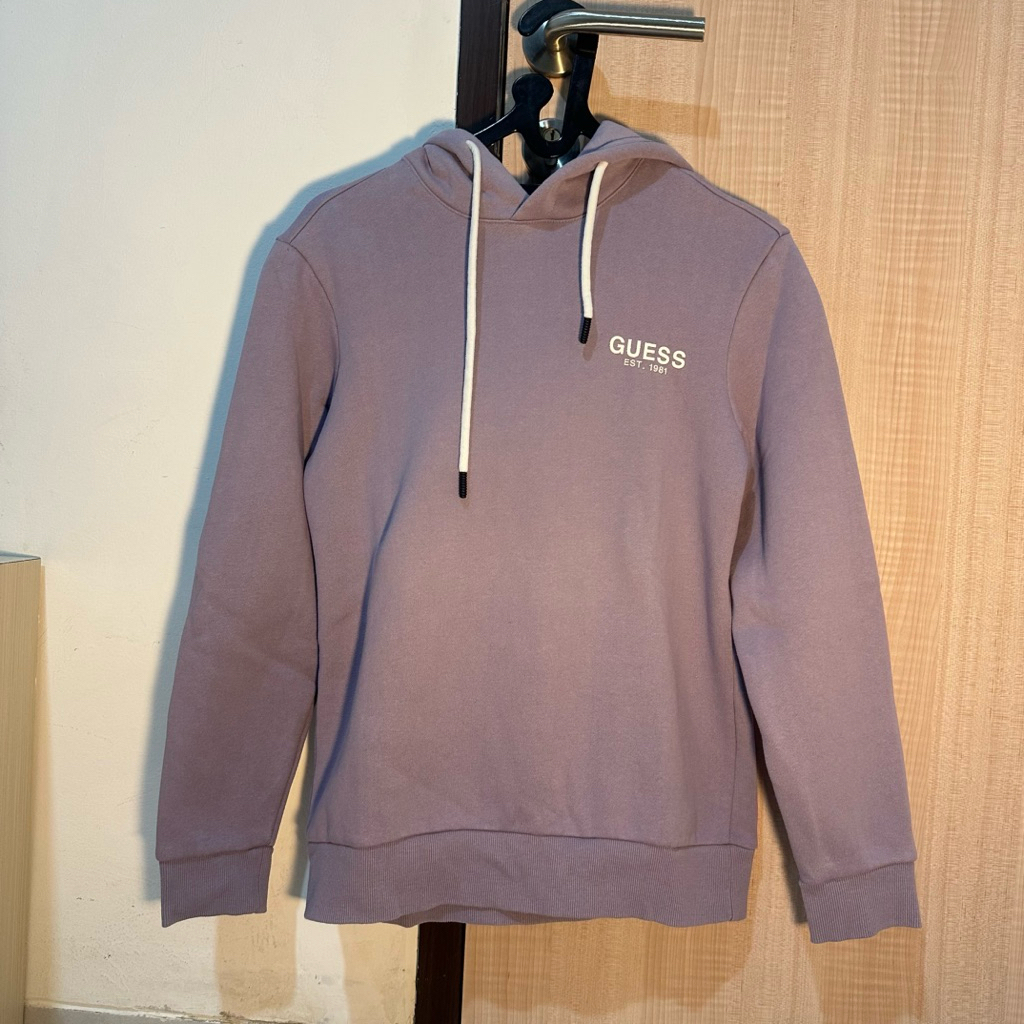 Preloved LIKE NEW - Hoodie Polos Warna Ungu Guess Branded Asli Unisex