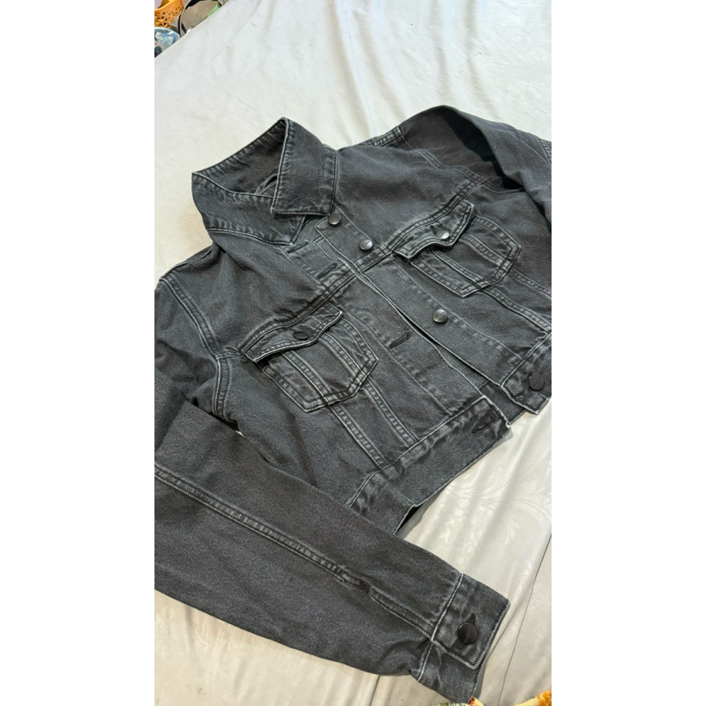 Preloved Outer Jacket Jeans Croptop TiraJeans size Medium