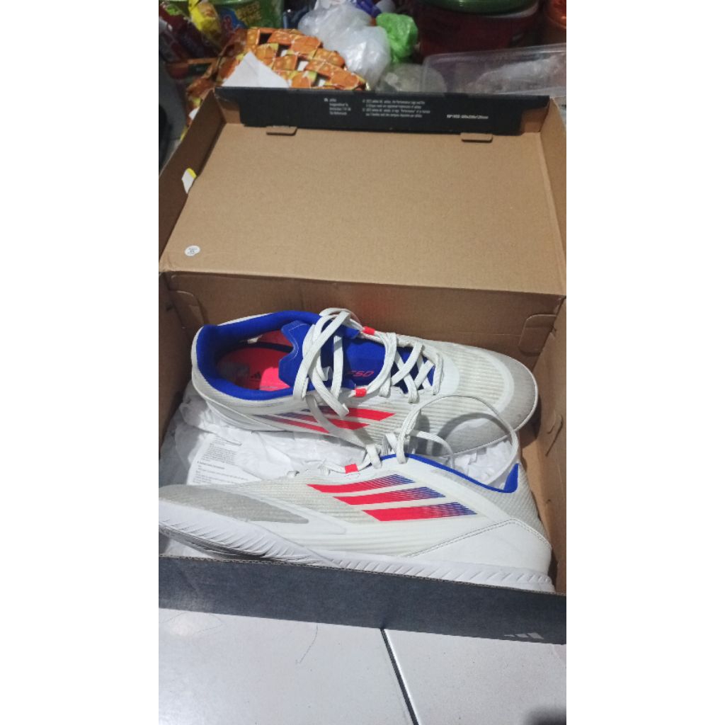 Sepatu Adidas F50