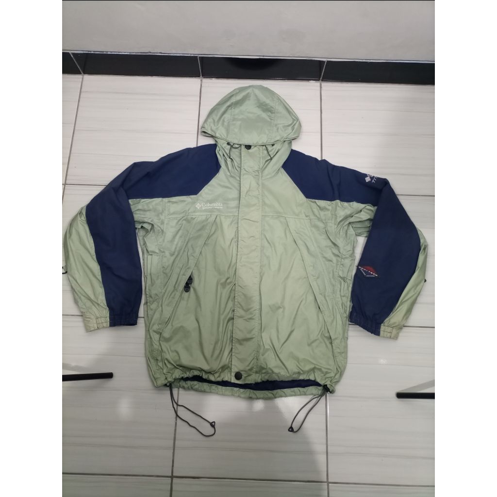 Jaket Columbia Titanium Omni Tech Gorpcore Outdoor Original_Size Masuk XL