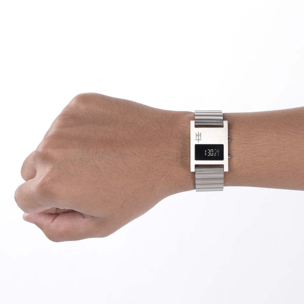 VESSEL13 FSC Imperat MATERNAL DISASTER JAM TANGAN DIGITAL SILVER CHROME WATCH STAINLESS WITH METAL L