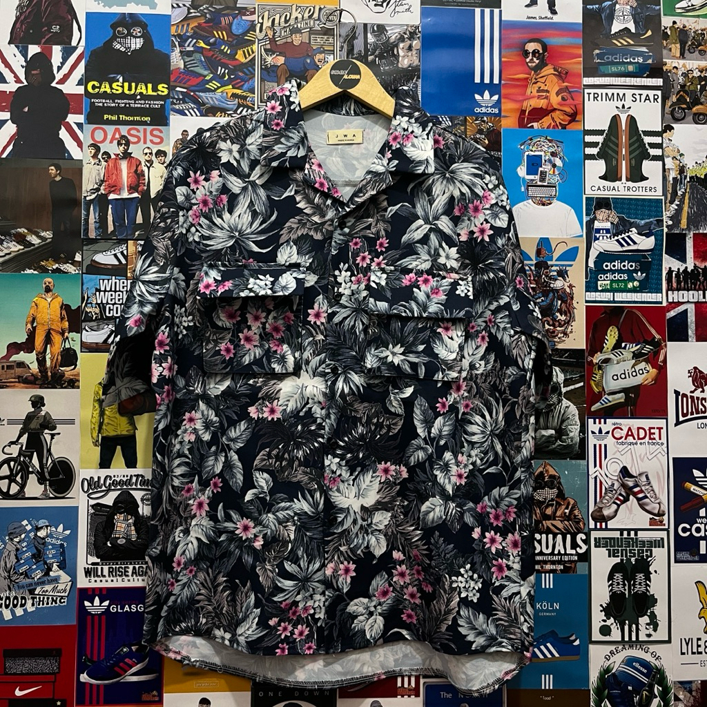 Kemeja / Lengan Pendek / Motif / Vintage / Second / JWA
