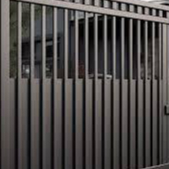 pintu pagar besi hollo kombinasi grc motif kayu berkualitas