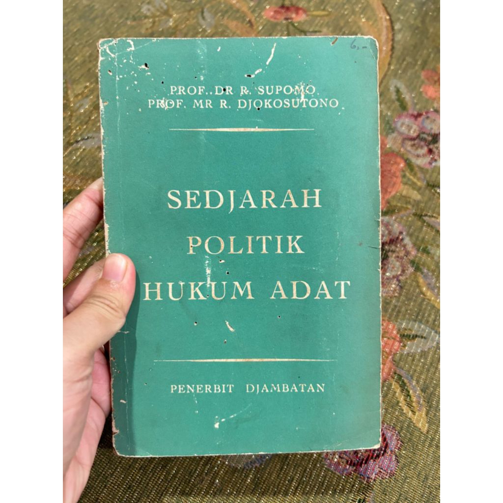 buku - SEDJARAH POLITIK HUKUM ADAT
PENERBIT DJAMBATAN