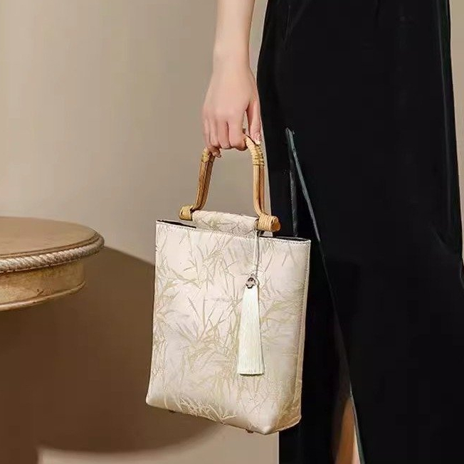 Women's  Chinese Style Bamboo Knot Handbag Cheongsam Bag Large Capacity New Chinese Style Hanfu Bag